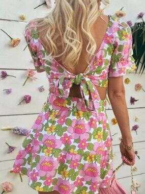 Show Me Your Mumu Fiona Mini Skirt in Fresh Floral Womens Size XS